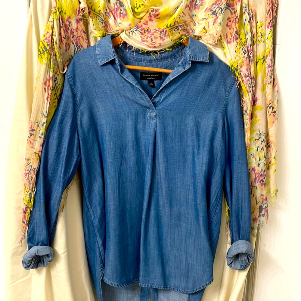 Banana Republic Boyfriend Fit denim top